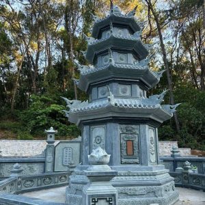 mẫu mộ đá tháp
